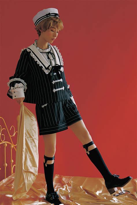 Known as Ouji Lolita, it is also referred to. . Ouji outfits